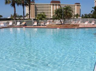 4725 Cove Cir APT 906, Saint Petersburg, FL 33708