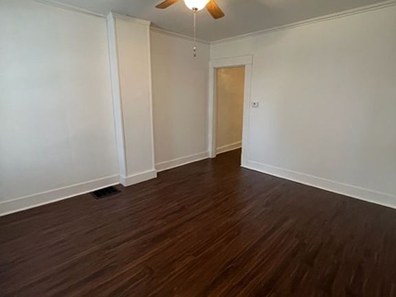 2nd image of 382-384 Hinman Ave