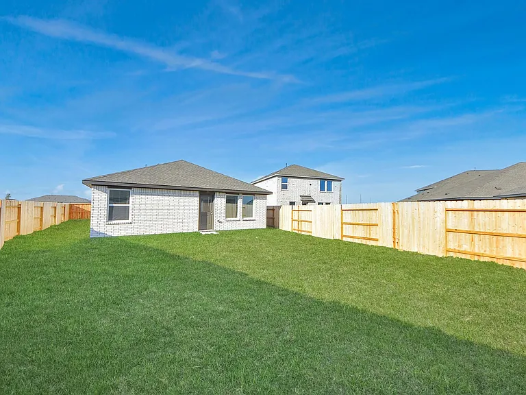 1031 Garnet Rain Cir — Photo 18