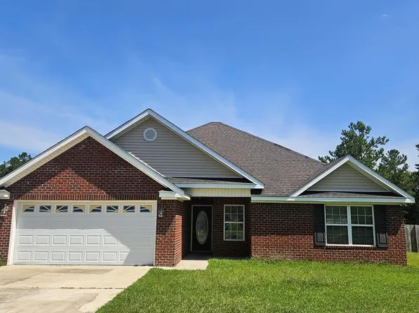 28 Jackson Ave NE, Ludowici, GA 31316