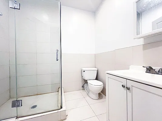 Rented by Bohemia Realty Group | media 8