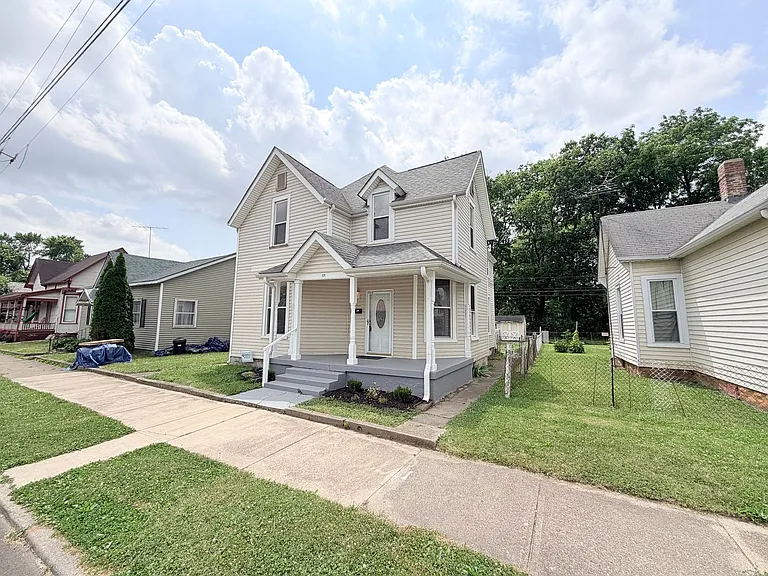 525 S West St — Photo 2