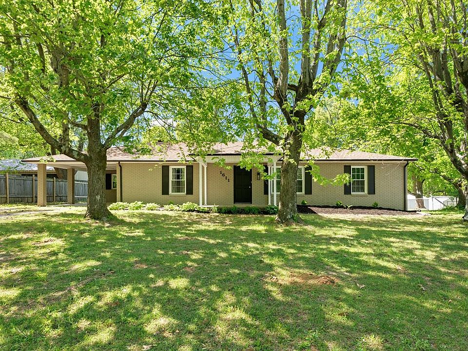 1st image of 1611 Continental Dr