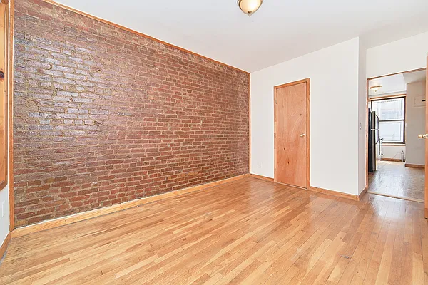 Rented by Living New York | media 9