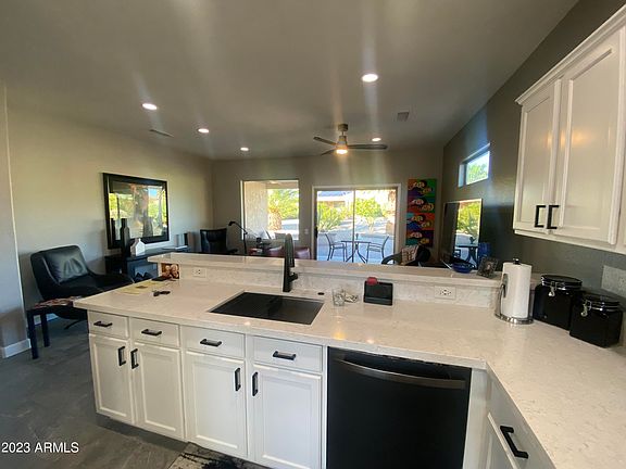 5th image of 16430 W PEPPERTREE Court