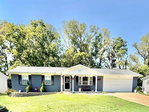 313 Williams Dr, Eureka, MO 63025