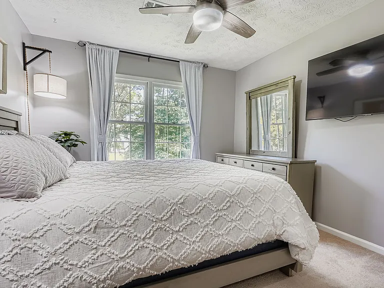 2872 Clearbrook Dr — Photo 23