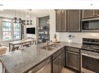 1036 Station Rd, Somerville, NJ 08876