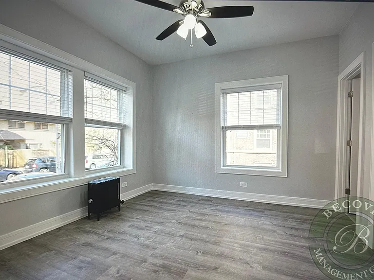 6035 N Winthrop Ave #2 — Photo 3