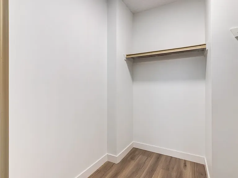 505 56th Ave SW #215 — Photo 17