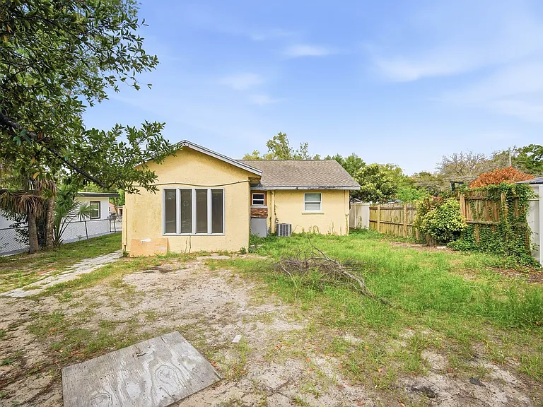8419 N Semmes St — Photo 17