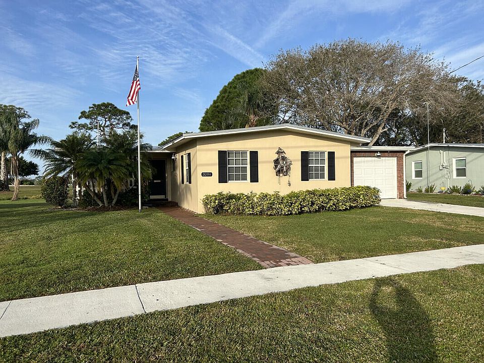 1st image of 3208 SE Monte Vista Street