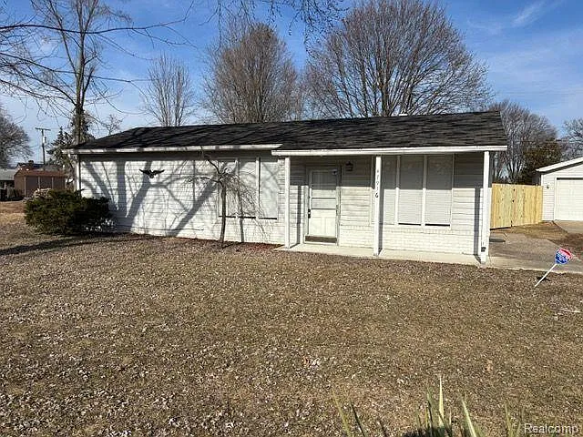 47916 Shelby Rd — Photo 1