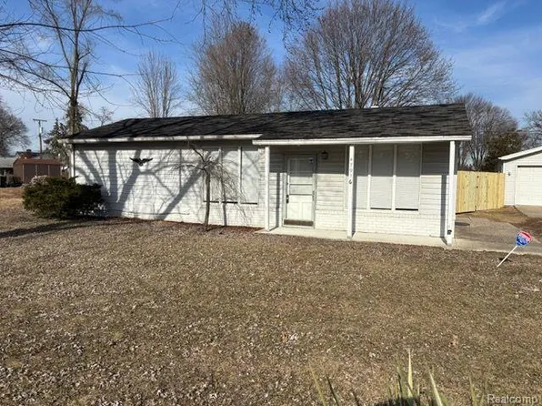 47916 Shelby Rd, Shelby Township, MI 48317