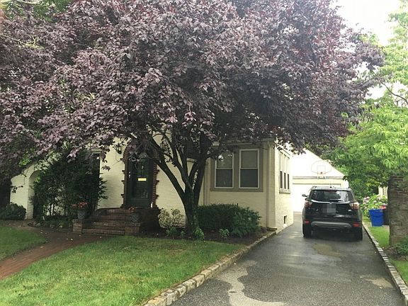 5th image of 23 Leon Ct