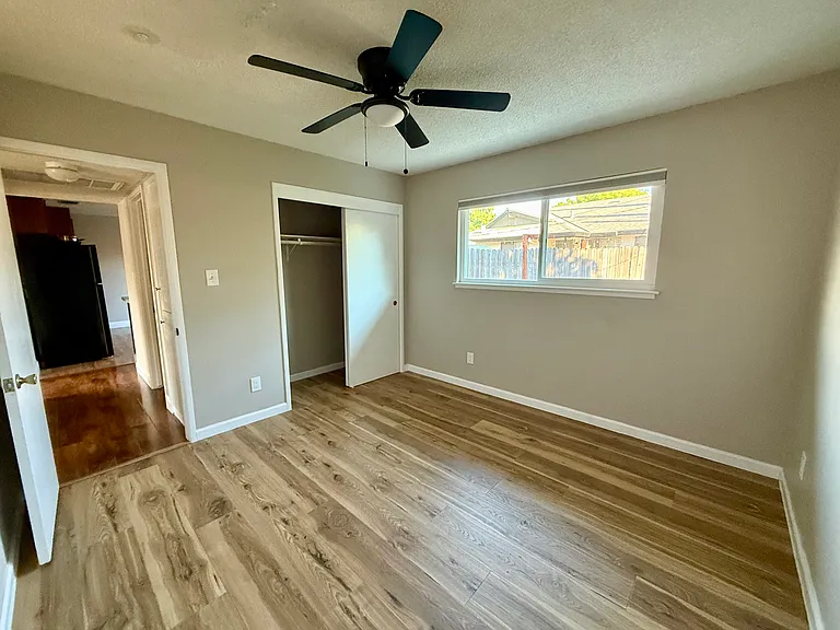 2326 Ramon Dr — Photo 8