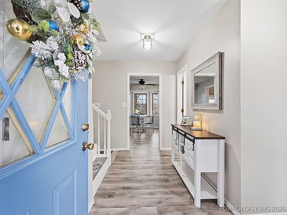 3rd image of 3112 W Berwick