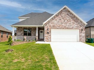700 Harbison St, Bentonville, AR 72713