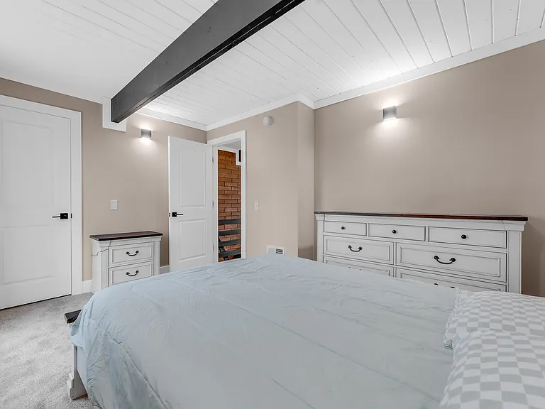 Terrace Heights Apartments — Photo 43