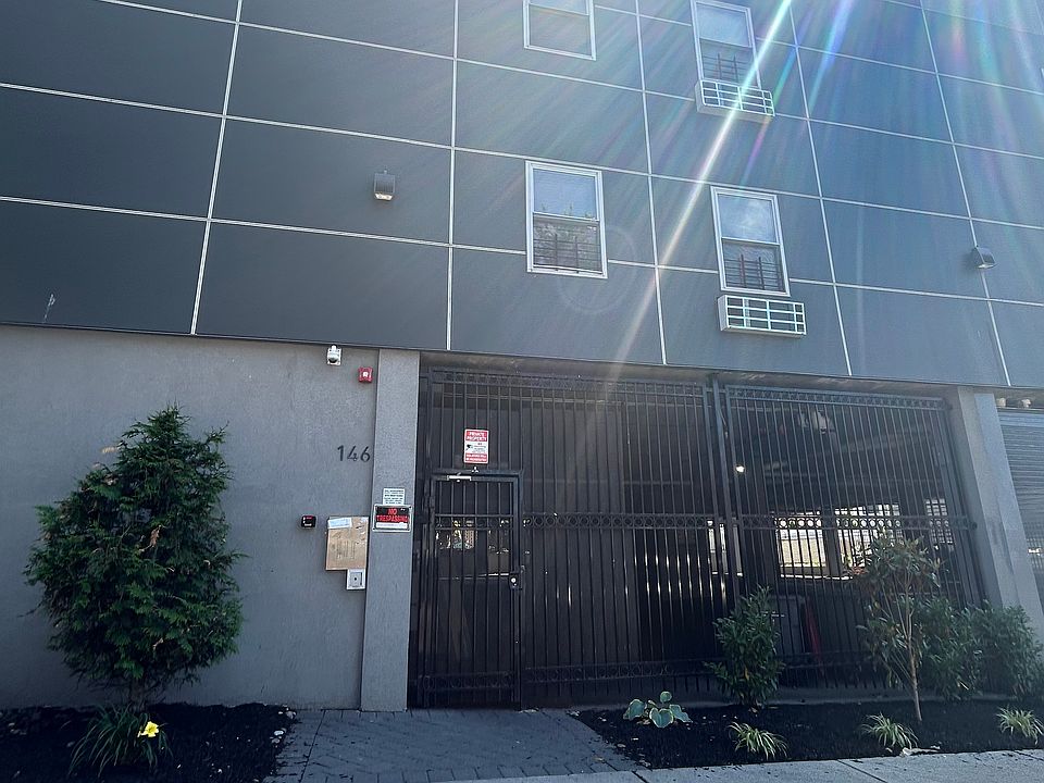 1st image of 145 Hamilton Ave #306