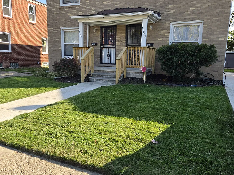 Glenfield Ave
