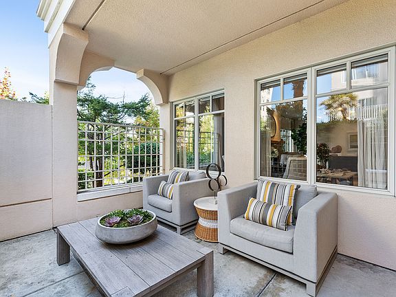 3rd image of 1150 Lombard St APT 27
