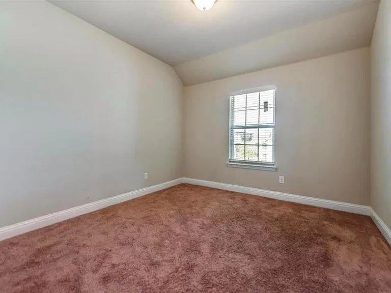 3716 Cameroon Ln — Photo 18