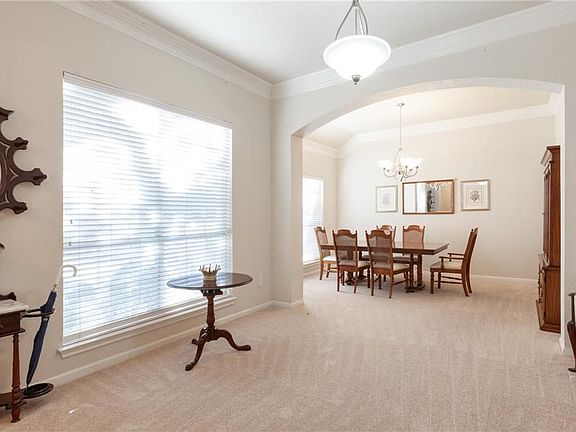 5th image of 4008 Idalia Dr