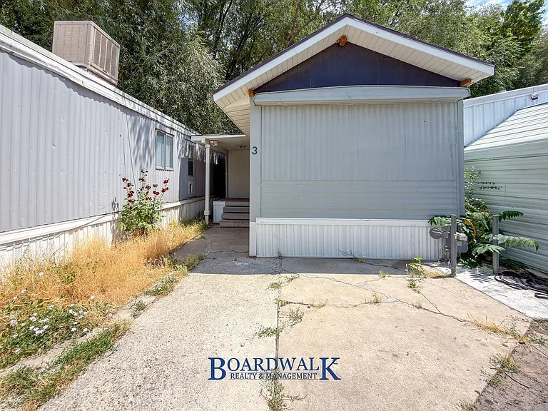 155 W State St #3 — Photo 1