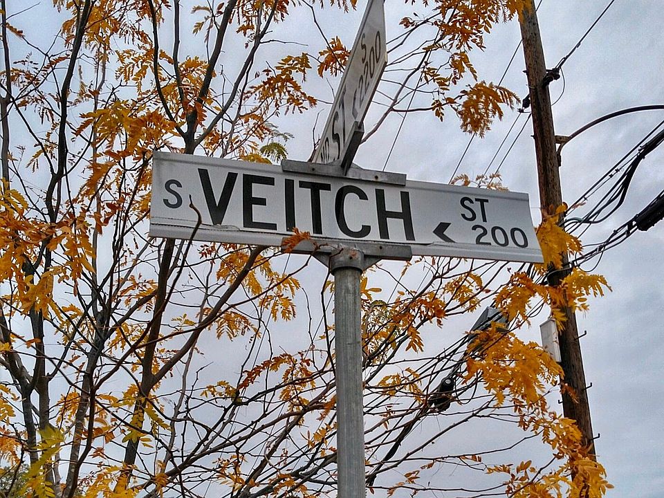 1st image of 204 S Veitch St APT 3