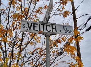 204 S Veitch St APT 3, Arlington, VA 22204
