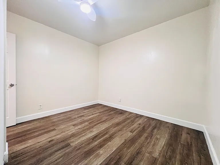 3835 Whittier Blvd #4 — Photo 5