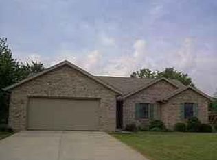 35 Estate St, Anderson, IN 46013