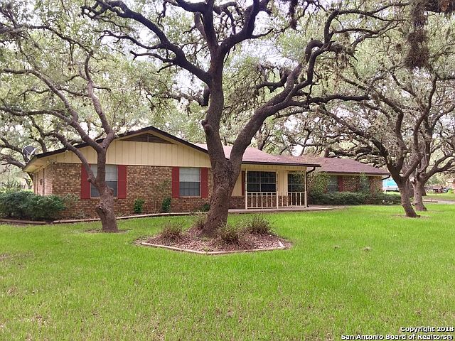 1st image of 113 Live Oak Dr