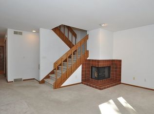 92 E Parkfield Ct, Racine, WI 53402