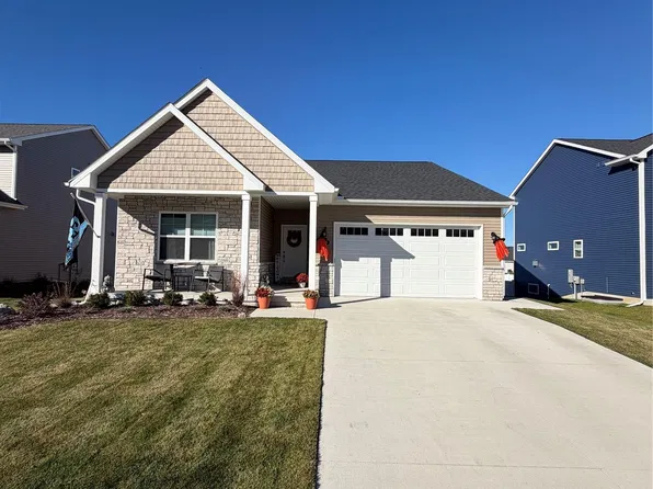400 Jubilee Dr, Whitmore Lake, MI 48189