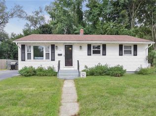 171 Burbank Dr, Warwick, RI 02886