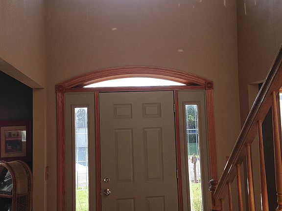 2nd image of 717 Woodbridge Trl