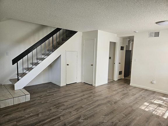 5th image of 10861 Coloma Rd Unit 4