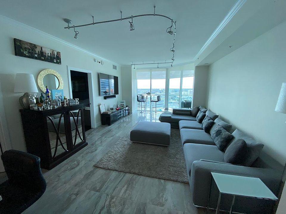 1st image of 1900 N Bayshore Dr APT 1816