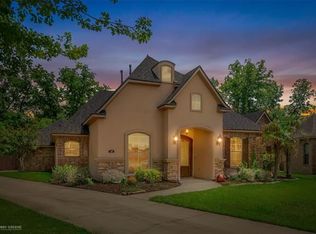 579 Chinquipin Dr, Bossier City, LA 71111