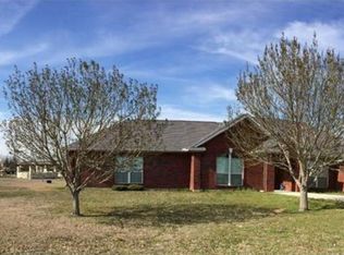 102 S Fontaine St, Bartlett, TX 76511