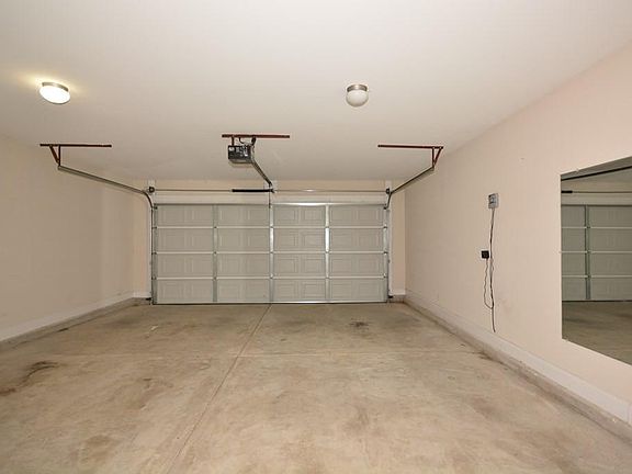 2nd image of 1088 McCoys Creek Rd