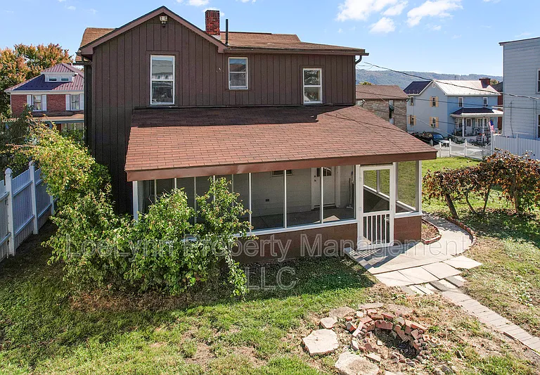 41 South St — Photo 8