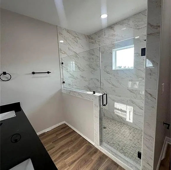 9211 N 59th Ln #3 — Photo 8