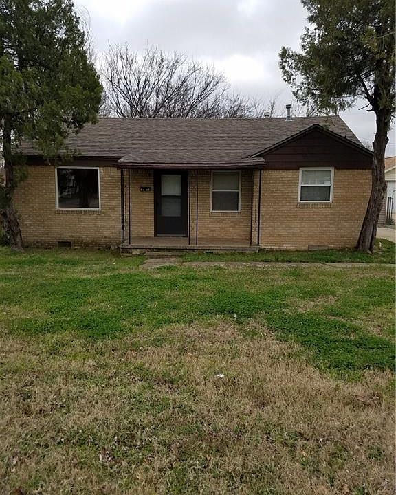 1st image of 3604 SE 15th St