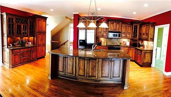 5th image of 6170 NW White Oak Dr