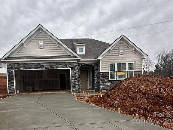 2nd image of 161 Cotton Field Dr #23