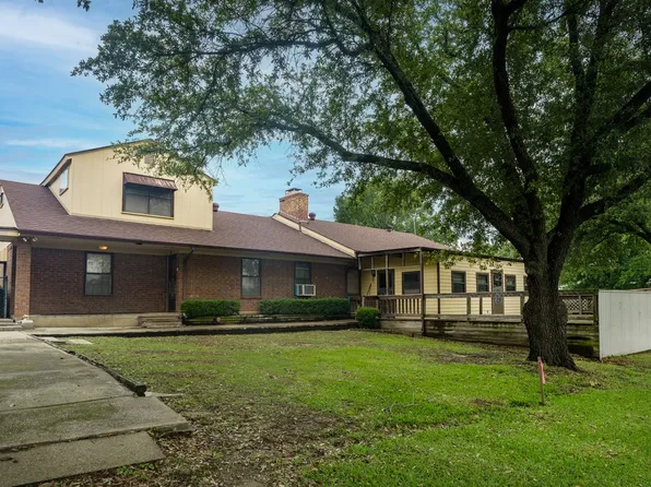 209 Pine St, Kemp, TX 75143