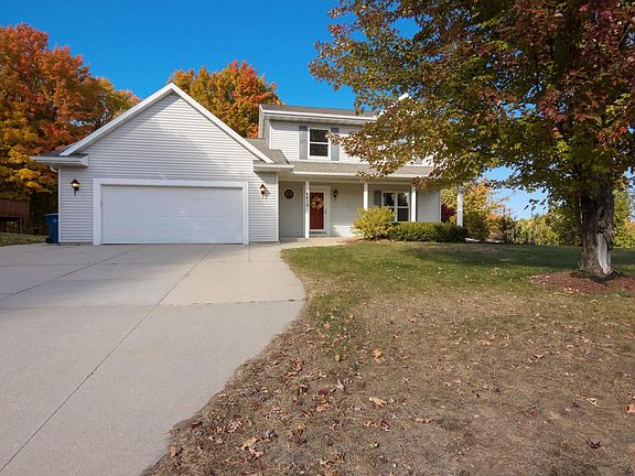 2nd image of 4410 Silver Valley Ln